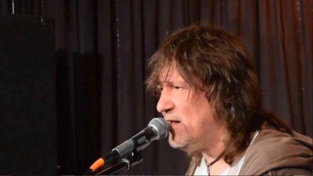 Александр Чеснаков. Посиделки в Республике 7 июня 2019 г. смотреть онлайн