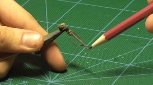 Как покрасить и затонировать оружие и снаряжение фигурки 1_35 (1.5).mp4