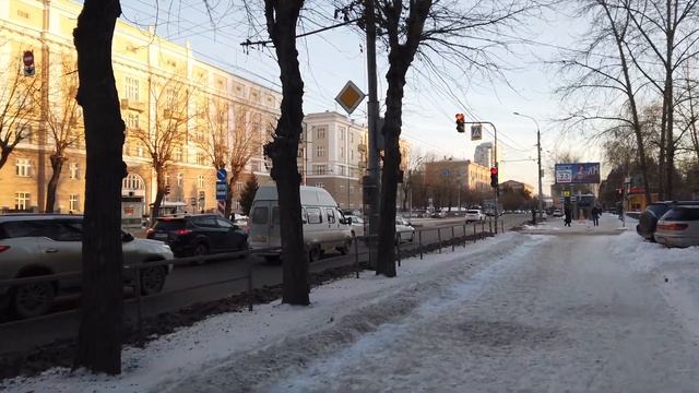 Прогулка по Новосибирску в 4K от пл. Калинина - ул. Дуси Ковальчук - Калининский универмаг смотреть онлайн