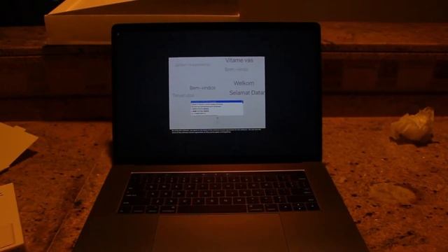 Unboxing of MacBook Pro 2016 15" Touchbar смотреть онлайн