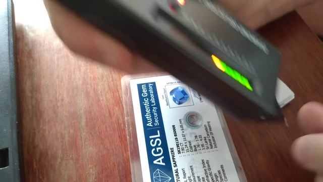Проверка подлинности драгоценных камней. Сапфир. смотреть онлайн