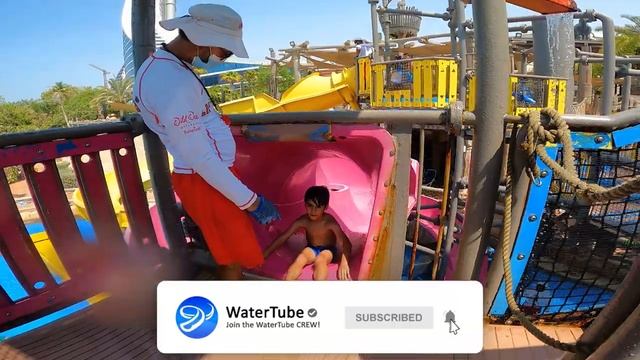 Pink KIDS Waterslide at Wild Wadi Waterpark Dubai смотреть онлайн