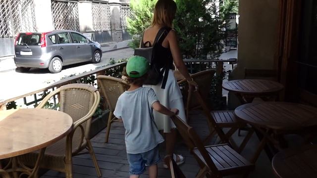 Три дня в Тбилиси смотреть онлайн