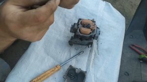 Скутер глохнет когда даем газу проблема с карбюратором хондa дио AF62