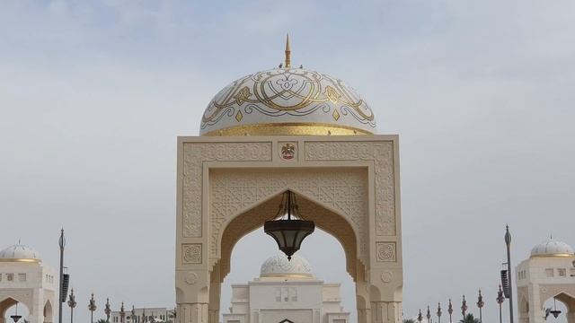 А вы уже видели богатейший дворец в Арабских Эмиратах - Qasr Al Watan, Абу Даби?! смотреть онлайн