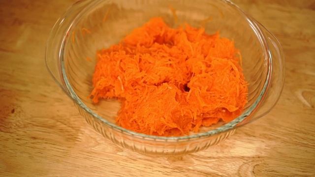 Что приготовить из тыквы? Попробуй Вкуснейшие ДРАНИКИ из ТЫКВЫ: Всего три простых ингредиента смотреть онлайн