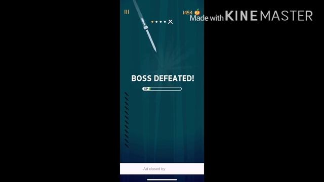 Playing knife hit with a lot of knives смотреть онлайн
