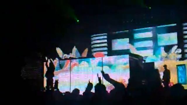 PVD & Johnny McDaid - Home @ Planet love смотреть онлайн