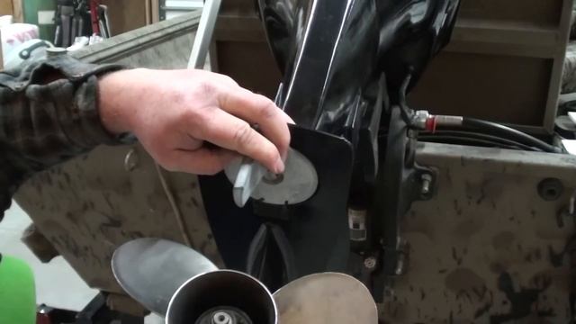 Pt.3 Mercury 50HP Outboard Water Pump Replacement At D-Ray's Shop смотреть онлайн