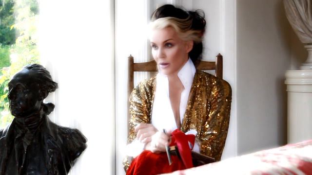 DAPHNE GUINNESS | THE LAST LEVELLER