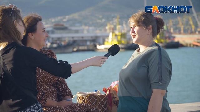 От неправильных ценностей до «они лучше, чем мы»: как видят современную молодёжь новороссийцы смотреть онлайн