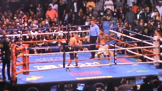 Isaac "El Pitbull" Cruz vs Gervonta "Tank" Davis Rd. 11 Live at Staples Center смотреть онлайн