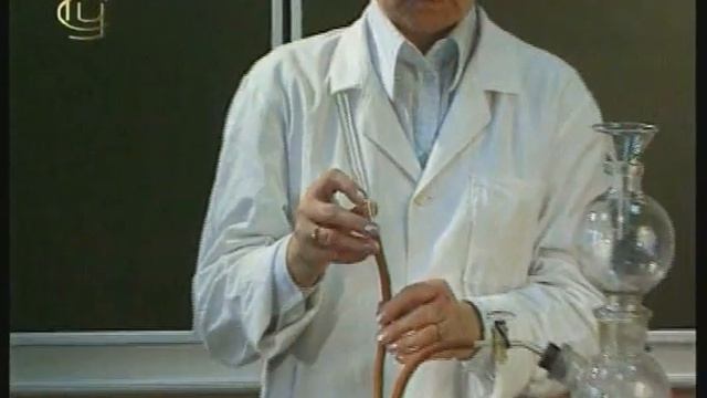 Опыты по химии. Лабораторный способ получения и собирания водорода, проверка водорода на чистоту смотреть онлайн