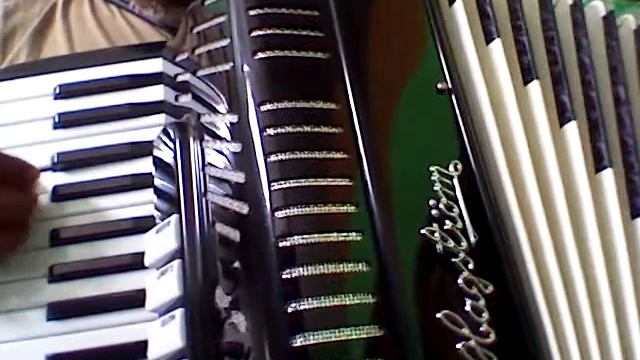 Accordion test Hangstrom Carina II Made in Italy смотреть онлайн