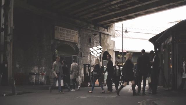 EF London – an Insider's Guide смотреть онлайн