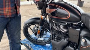 First Look - Royal Enfield Bullet 350 Black Gold