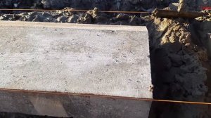 Установка лежачего поребрика или бордюра в замок или зуб. Парковка для автомобиля своими руками.