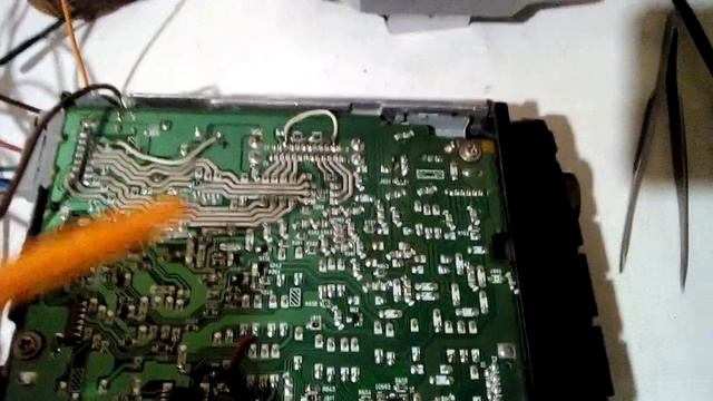 Как сделать усилитель звука из старой автомагнитолы( за 5 минут) смотреть онлайн