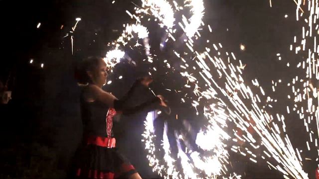 Фаер шоу Dozori Винница. огненное шоу на свадьбу смотреть онлайн