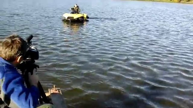 квадроцикл может плавать смотреть онлайн