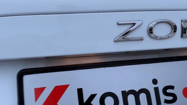 Відео огляд авто Renault Zoe (2017) смотреть онлайн