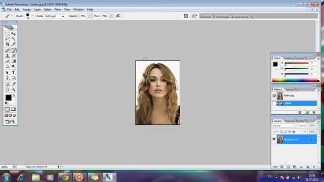 Adobe Photoshop CS2 Saç Rengi Değiştirme смотреть онлайн