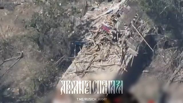 Штурмовики группировки «Центр» устанавливают флаг в н.п. Новопокровское. смотреть онлайн