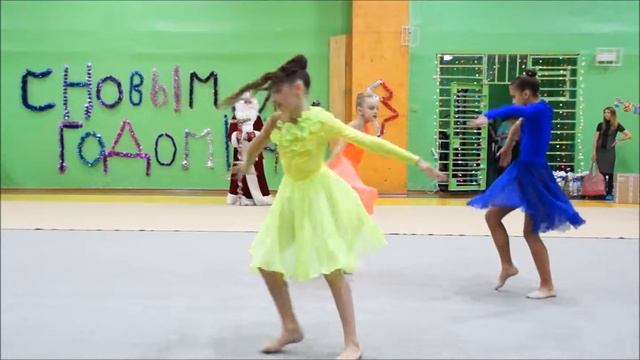 Танец гимнасток. Ёлка 25.12.2014 г. "Сибиряк" смотреть онлайн