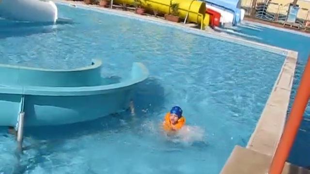 Водный замок в Лиллиленде.avi смотреть онлайн