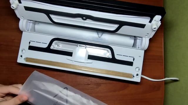 Вакуумний пакувальник, вакууматор SilverCrest SFS 150 A2 (Німеччина) смотреть онлайн