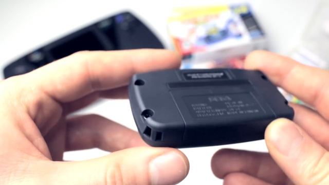Game Gear Micro / Распаковка, обзор, тестирование смотреть онлайн
