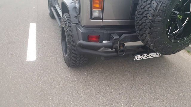 HUMMER H2 смотреть онлайн