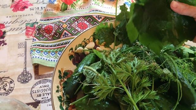 Самый простой способ засолки огурцов ( без стерилизации и уксуса ) смотреть онлайн