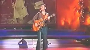 «Песенка военных корреспондентов», поёт Максим Леонидов