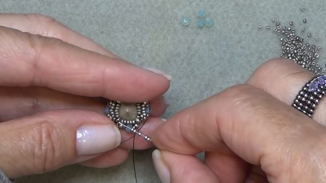 Interlace Mini Ring & Earrings 2