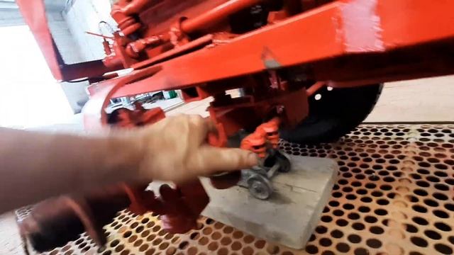 Гусеничный минитрактор смотреть онлайн