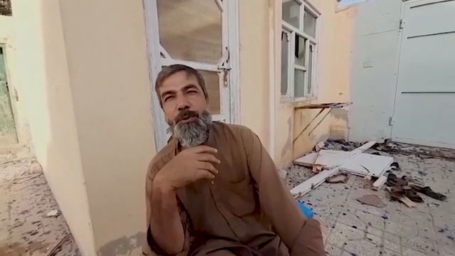 Взрыв в шиитской мечети в провинции Кундуз смотреть онлайн