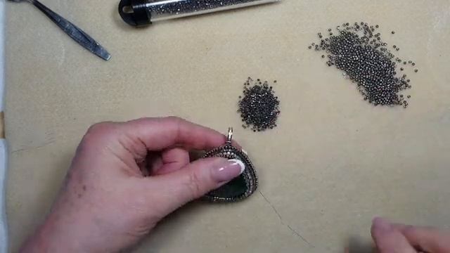 КУЛОН ИЗ МАЛАХИТА СВОИМИ РУКАМИ. смотреть онлайн