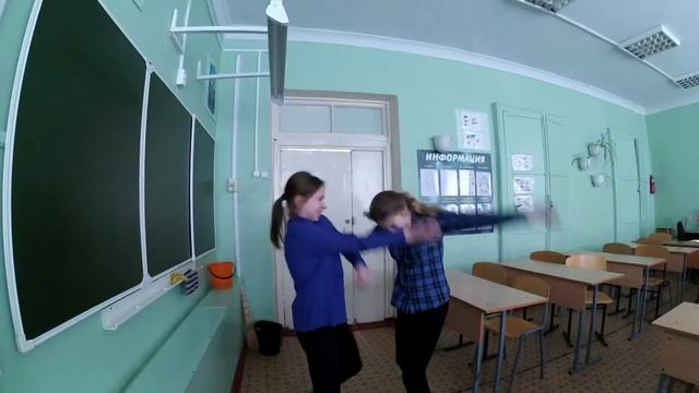 КАК МЫ ПОЗДРАВИЛИ НАШИХ МАЛЬЧИКОВ С 23 ФЕВРАЛЯ!? смотреть онлайн
