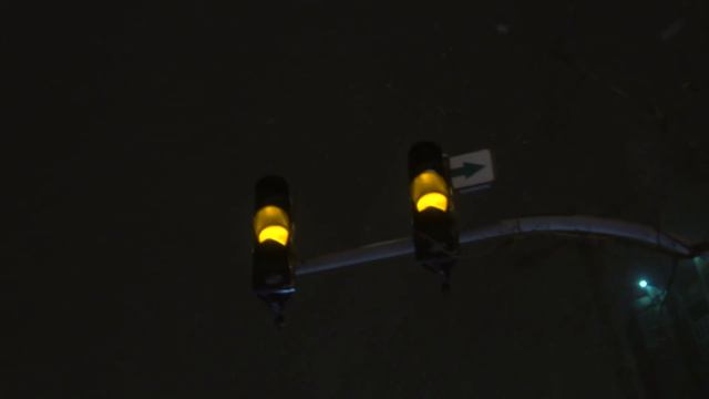 Киев 23.03.2013 Снегопад и пробки ночью смотреть онлайн