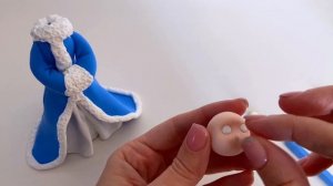 Лепим Снегурочку из воздушного пластилина. Простая лепка. #воздушныйпластилин #clayforkids