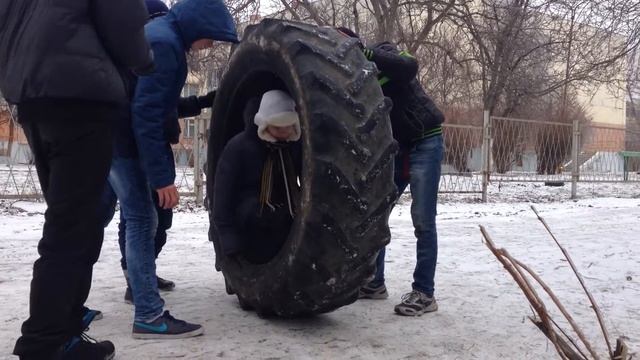 Катание в колесе смотреть онлайн