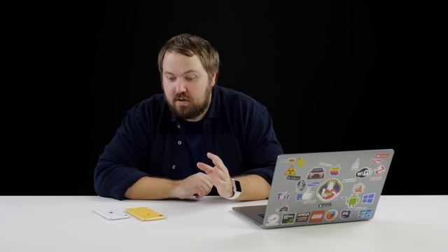 Какой iPhone выбрать - SE 2020 или XR? Сравнение по фактам! смотреть онлайн