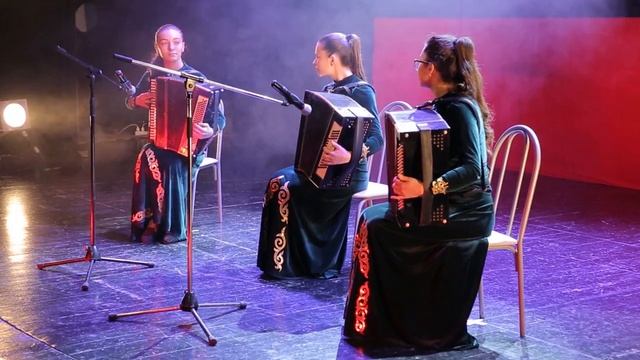 Центр ФАРН. Второй Международной музыкальный фестиваль «Ирон Фӕндыр» Фрагмент 15.mp4 смотреть онлайн