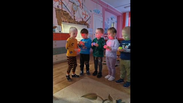 ДЕНЬ СВЕТЯЩИХСЯ ОКОШЕК ОТМЕЧАЕТСЯ 21 НОЯБРЯ