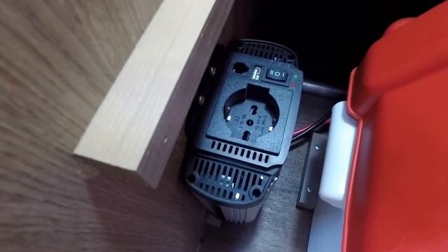 Omformer/inverter Giver Dig 230 Volt Fra Dit 12 Volt Batteri. Peer Neslein Viser Dig Hvordan.
