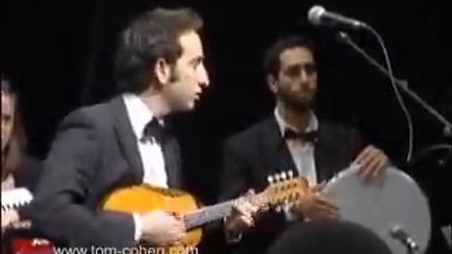 "Ah Ya Zin" - Tom Cohen смотреть онлайн