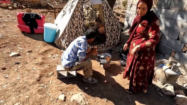 The sprain of Jesus' foot and the plastering of the house by the devoted man смотреть онлайн