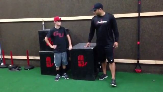 Athletic box jumps SD смотреть онлайн
