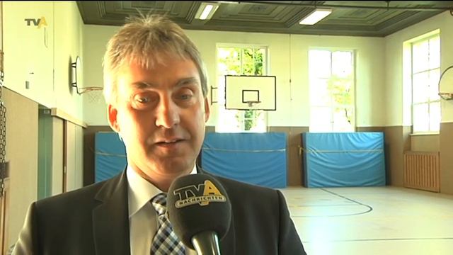 Nachhaken erwünscht: Bundestagsabgeordneter Stephan Stracke zu Gast in Memminger Realschule смотреть онлайн